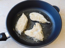 название картинки Стейк зубатки на сковороде