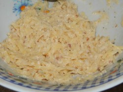 название картинки Стожки из фарша под шубой в духовке