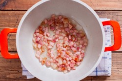 Суп с беконом - шаг 2 Суп с беконом - шаг 2