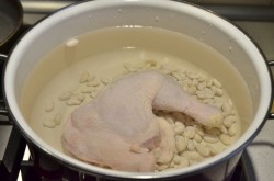 Суп фасолевый с курицей