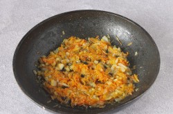 Суп из морской капусты с яйцом - шаг 3