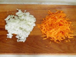 название картинки Суп из рыбных консервов с перловкой