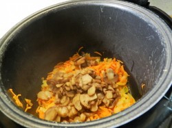 название картинки Суп из шампиньонов в мультиварке