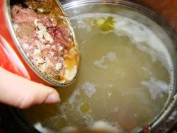 название картинки Суп из тушенки с картошкой