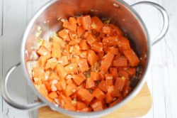 название картинки Суп из тыквы с имбирем