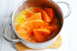 название картинки Суп из тыквы с имбирем