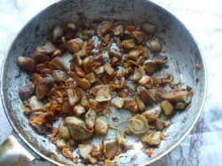 Суп из замороженных белых грибов