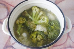 название картинки Суп пюре из цветной капусты и брокколи