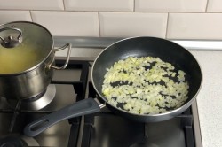 Суп пюре из картофеля и шампиньонов