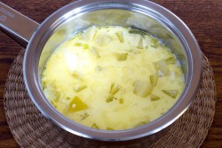 название картинки Суп-пюре из лука-порея