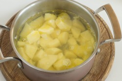 название картинки Суп пюре картофельный с гренками