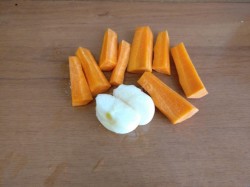 название картинки Суп-пюре луково-грибной в мультиварке