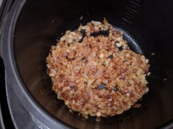 название картинки Суп-пюре луково-грибной в мультиварке