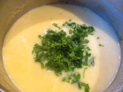 название картинки Суп пюре на курином бульоне из шампиньонов