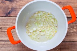 Суп-пюре с гренками