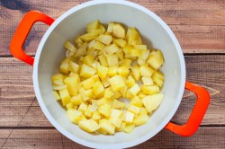 Суп-пюре с гренками