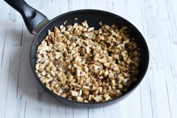 название картинки Суп пюре со сметаной грибной