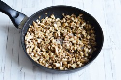 название картинки Суп пюре со сметаной грибной