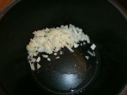 Суп рассольник в мультиварке с говядиной и солеными огурцами