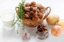 Суп с белыми грибами и сливками