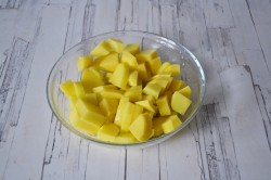 название картинки Суп с чечевицей и картофелем