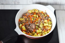 Чизбургер суп с фаршем и картошкой - шаг 6 Чизбургер суп с фаршем и картошкой - шаг 6