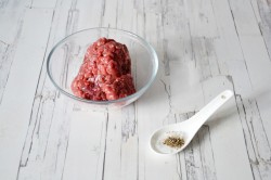 Суп с фрикадельками и фасолью консервированной