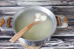 название картинки Суп с пельменями и картошкой