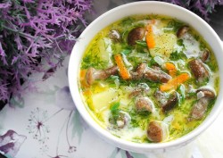 название картинки Суп с плавленым сыром и лесными опятами