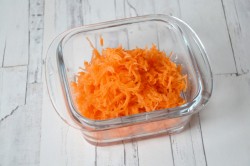 название картинки Суп с рисом и ребрышками в мультиварке