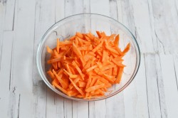 Суп с сырными клецками - шаг 3 Суп с сырными клецками - шаг 3