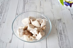 название картинки Суп щи из квашеной капусты с курицей