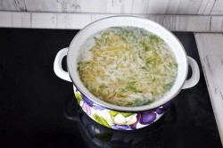 название картинки Суп щи из квашеной капусты с курицей