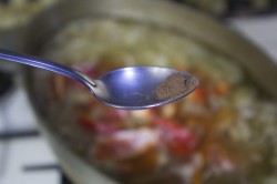 Суп шурпа из говядины в казане