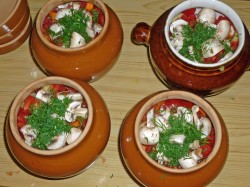 Суп в горшочках в духовке