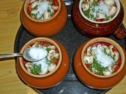 Суп в горшочках в духовке