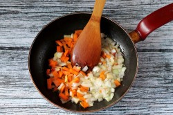 название картинки Суп харчо из свинины с рисом