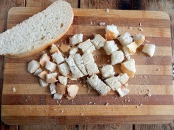 Сухарики из батона в духовке