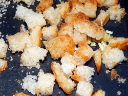 Сухарики из батона в духовке