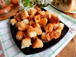 Сухарики из батона в духовке