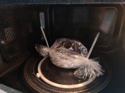 название картинки Как быстро сварить свеклу в микроволновке в пакете