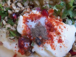 Салат из свеклы с гранатом и чесноком