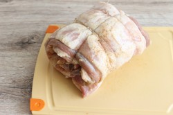 Свиная брюшина рулет в духовке