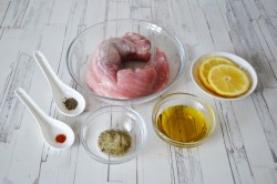 название картинки Свинина с картошкой в духовке