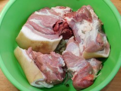 название картинки Свинина горячего копчения