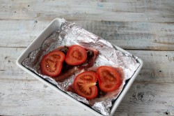 название картинки Свинина грибы помидоры сыр в духовке