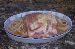 Свинина на пиве в духовке - шаг 9