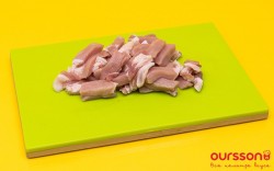 Свинина обжаренная в шампиньонах со сливками