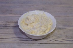 название картинки Свинина с грибами и сыром в духовке