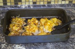 Свинина с ананасами и сыром - шаг 8